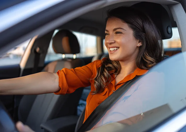 kobieta w aucie