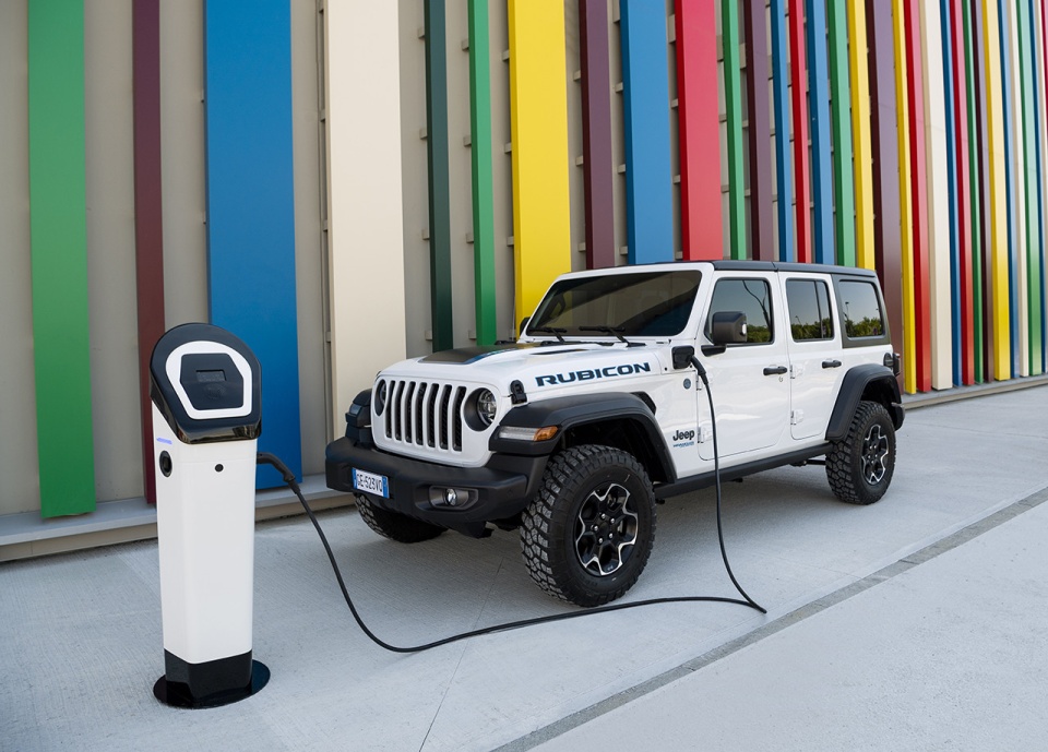 Jeep - WRANGLER PLUG-IN HYBRID MY25